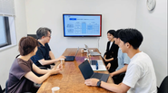 お客様との制作お打ち合わせの様子