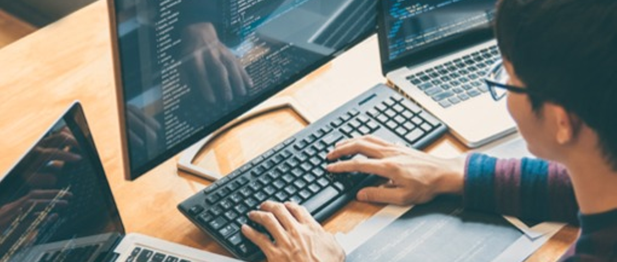 🌏グローバルに活躍！請求管理システム開発の橋渡し役