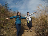 会社公認部活もあります！11の部活が楽しく活動中。写真は山部の一コマです。
