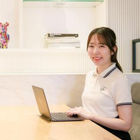 西村 友花