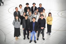 自社サービスの開発にチームで挑戦してくれるデザイナー募集！