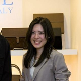 栗山 頼子