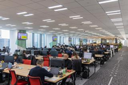 大阪本社の執務室