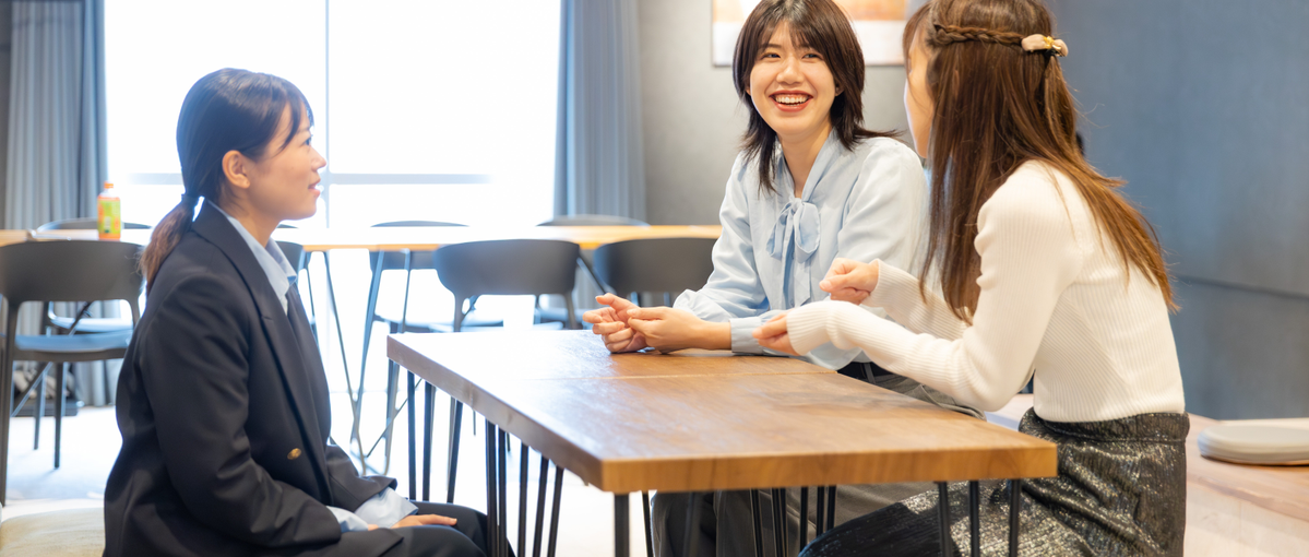 社内システム開発｜バックエンド・フロント両方に挑戦！