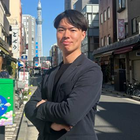 小泉 歩さんのプロフィール