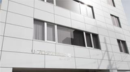 本社ビルは5階建て