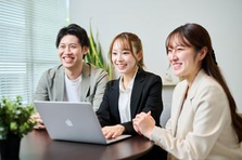 数より質にこだわったサポートで入社後の定着率は98％｜キャリアアドバイザー