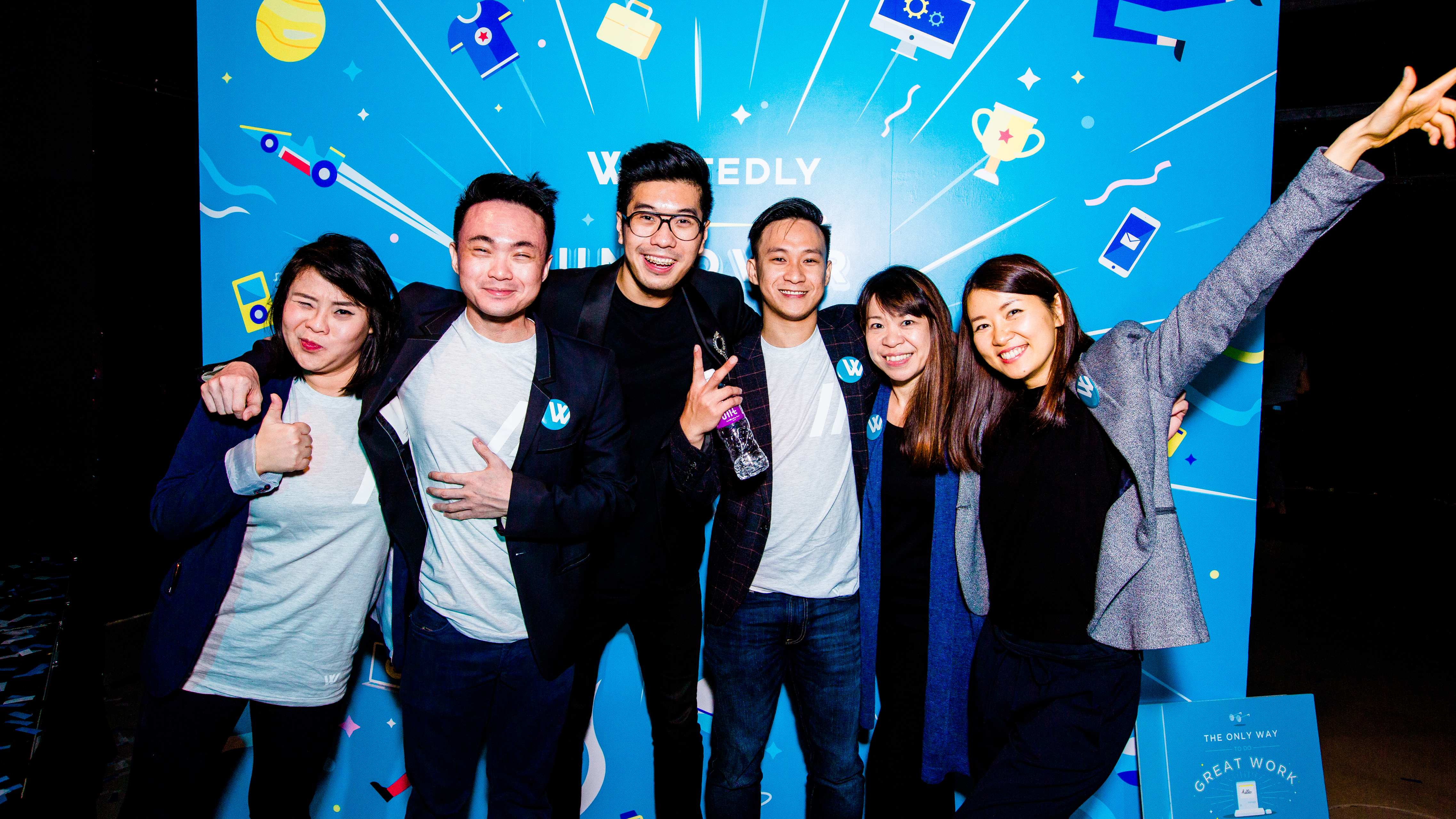 Guess Who's Officially In Singapore?!