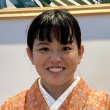 服部 可奈子