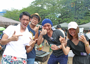 毎年恒例！社内BBQ大会の様子です。
