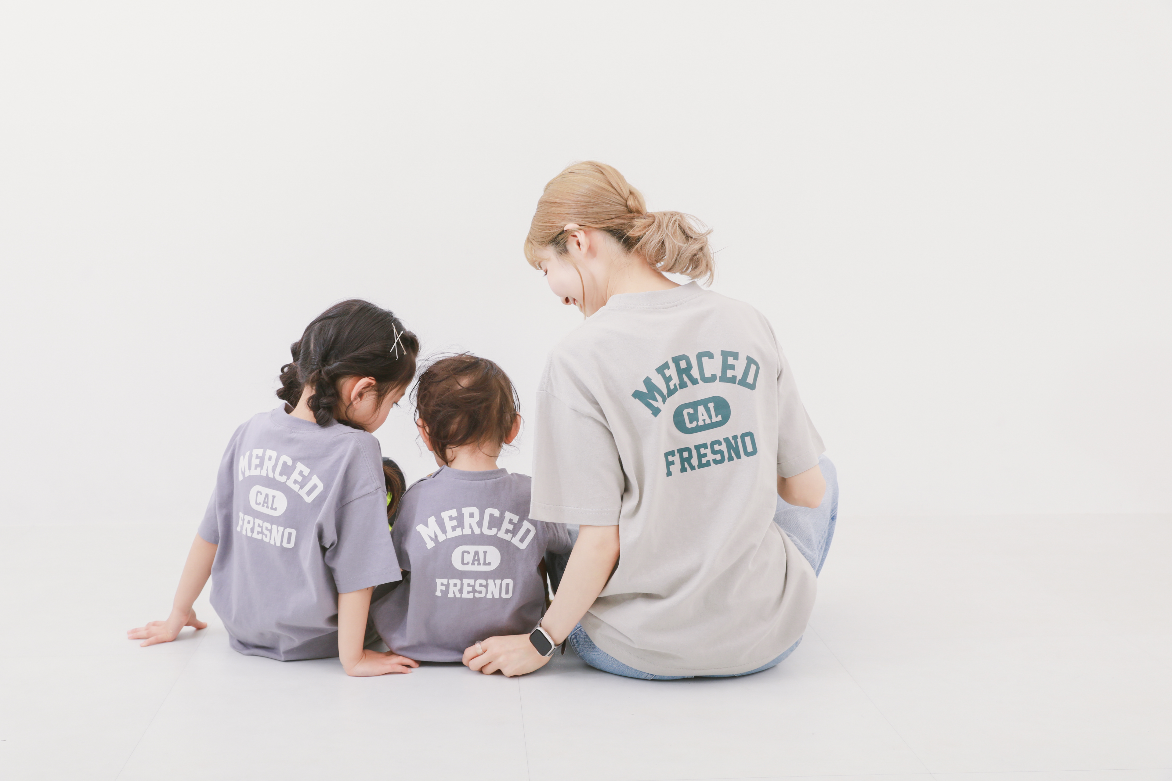 【グロウの社会貢献活動】堺市・枚方市へ子ども服の寄付を行いました