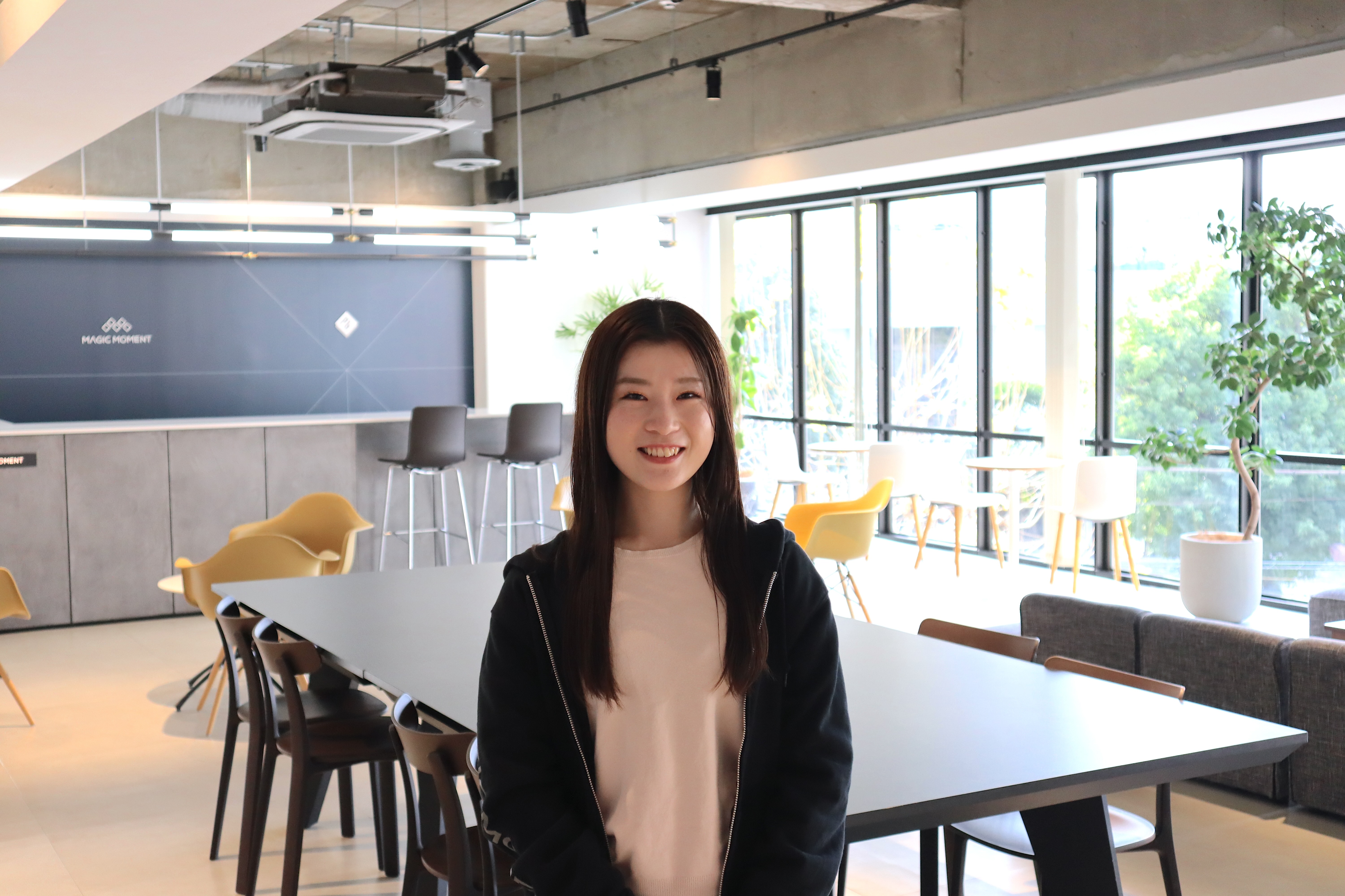 お客様視点を武器に成長できる場所。サービス接客業からのキャリアチェンジで見つけたやりがい