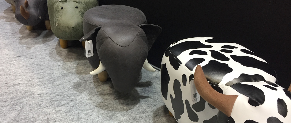 AMAZING !　あなたも家具・インテリアの森の住人になりませんか！