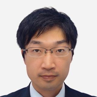 望月 信輔さんのプロフィール