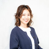 山根 亜友美さんのプロフィール