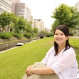 新岡 唯
