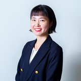 安積 麻利