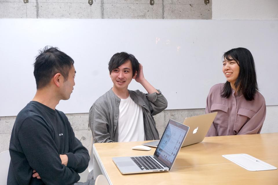CREATORS's STORY｜Designer 片山 飛翔｜“色や質感が与える影響”を