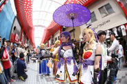 来日した海外のコスプレイヤー達はコスプレを通じて様々な交流を図ります