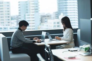 人の役に立ちたいけど、何をしたら良いか分からない。そんな思いを抱いている方はいませんか？エンジニアさんのサポート業務を含む営業職のお仕事です！！