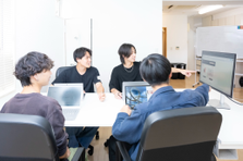 インターン｜世界的なエンタメ事業で、圧倒的に成長・稼ぎたい学生が活躍中。