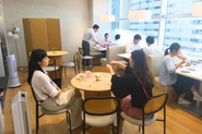 開放的な休憩スペースです！