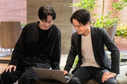 左：COO、右：CEO