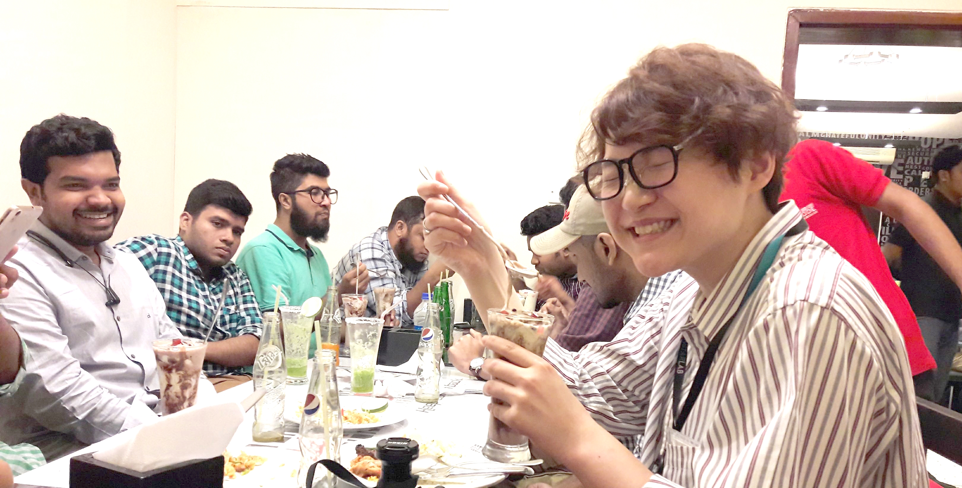 「体育会系大学」「米国留学」「外資系家具店」。異色の経歴を持つマルチリンガルはモンスター・ラボで何をしているのか？