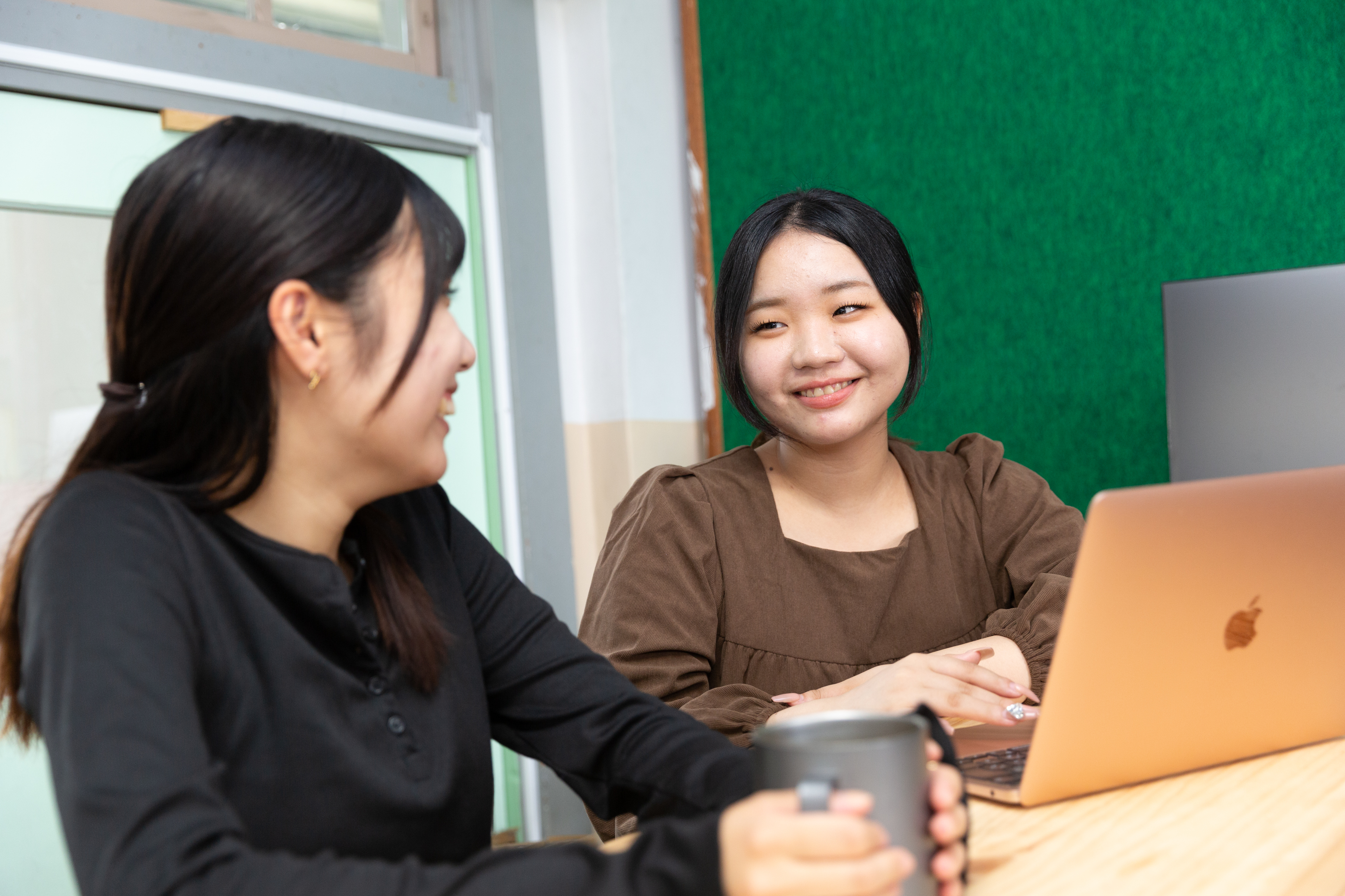 【インターン生座談会②】スキルが足りないと感じているあなたへ。Bullsインターン生が語る、成長のリアルと不安の乗り越え方