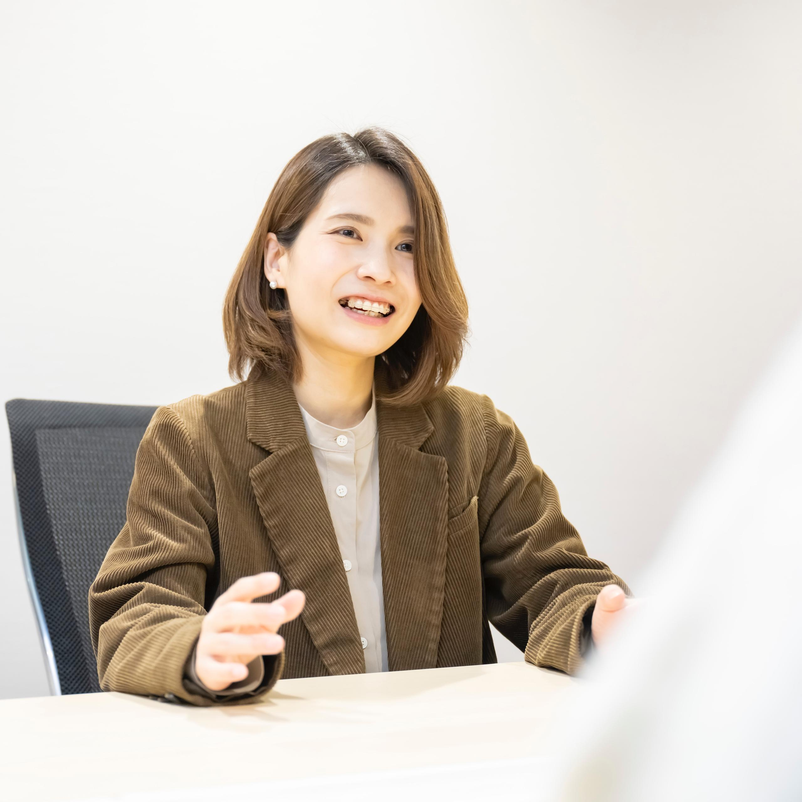 小島 ちひろ