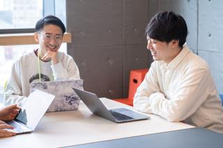 AIを活用した食後血糖予測アプリでメーカーの課題解決を！PM/事業開発ポジ
