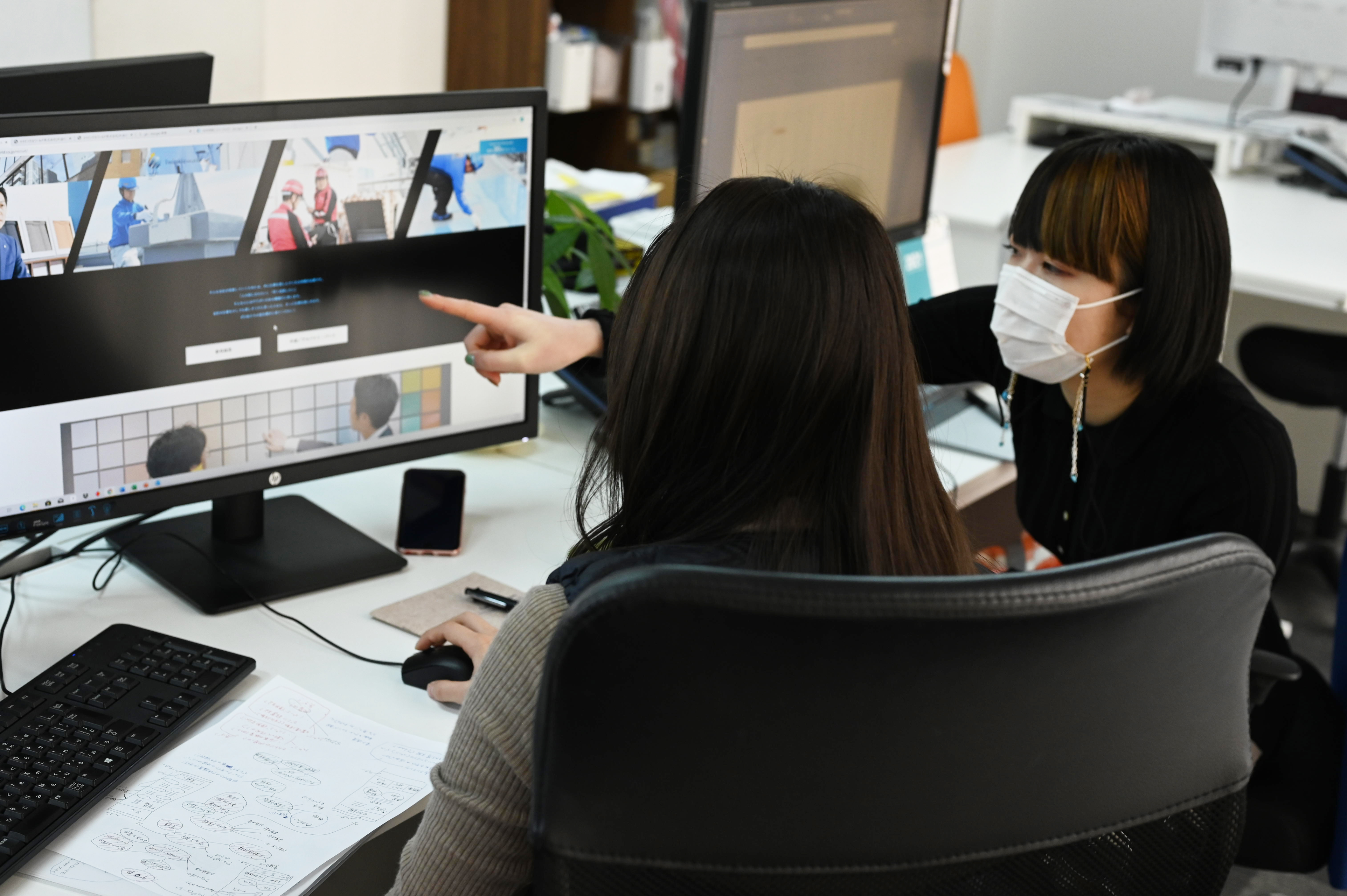 お仕事のぞき見！とある一日の様子。