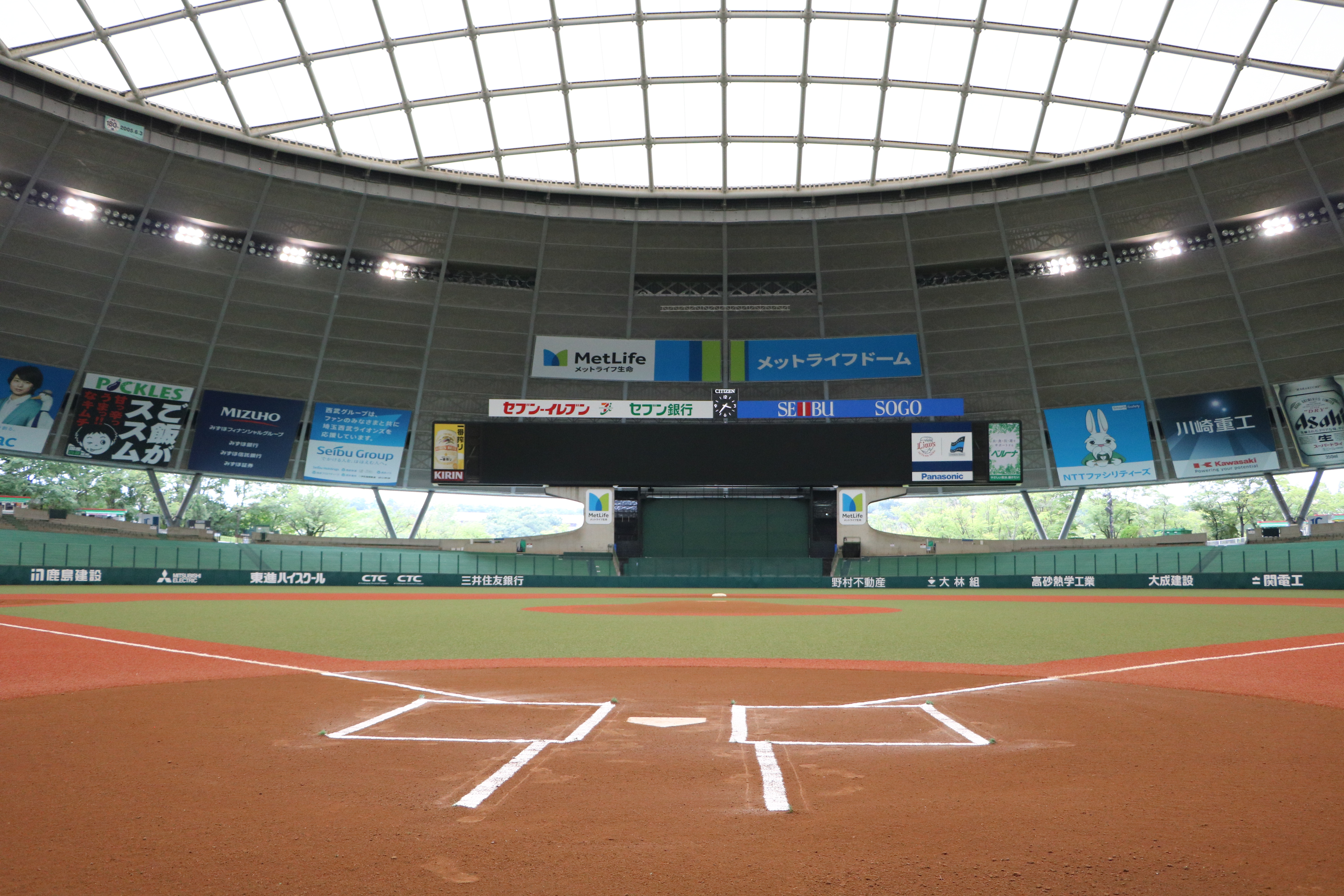 EYS-STYLE、現役メンバーVS OB＆MOREで野球をやってみた＠西武ドーム