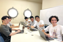 PHP・TypeScript：エンジニアファーストな環境をご用意してます。