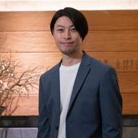 村上 英佑