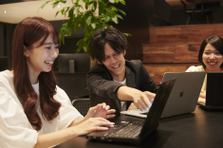 狙った成果を生み出せ。WEB特化のディレクター募集。