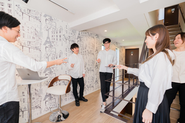 「住む」に価値を「足す」が「すむたす」の社名の由来
