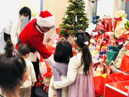 °˖✧クリスマスには、社員や社員のお子様にプレゼンを用意しております✧˖°