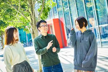 世界中のユーザーに"楽しいね！"を届ける！アートディレクター募集