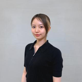 安井 理紗