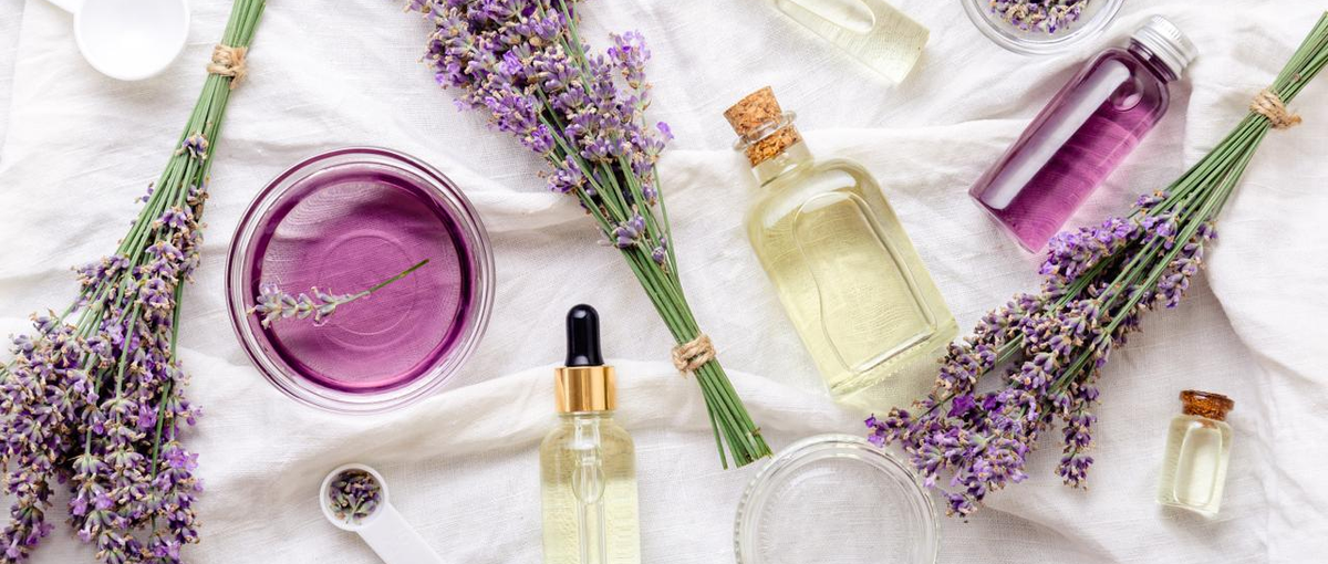 バナーやチラシなどグラフィックデザインでクライアントの課題解決をお任せ！