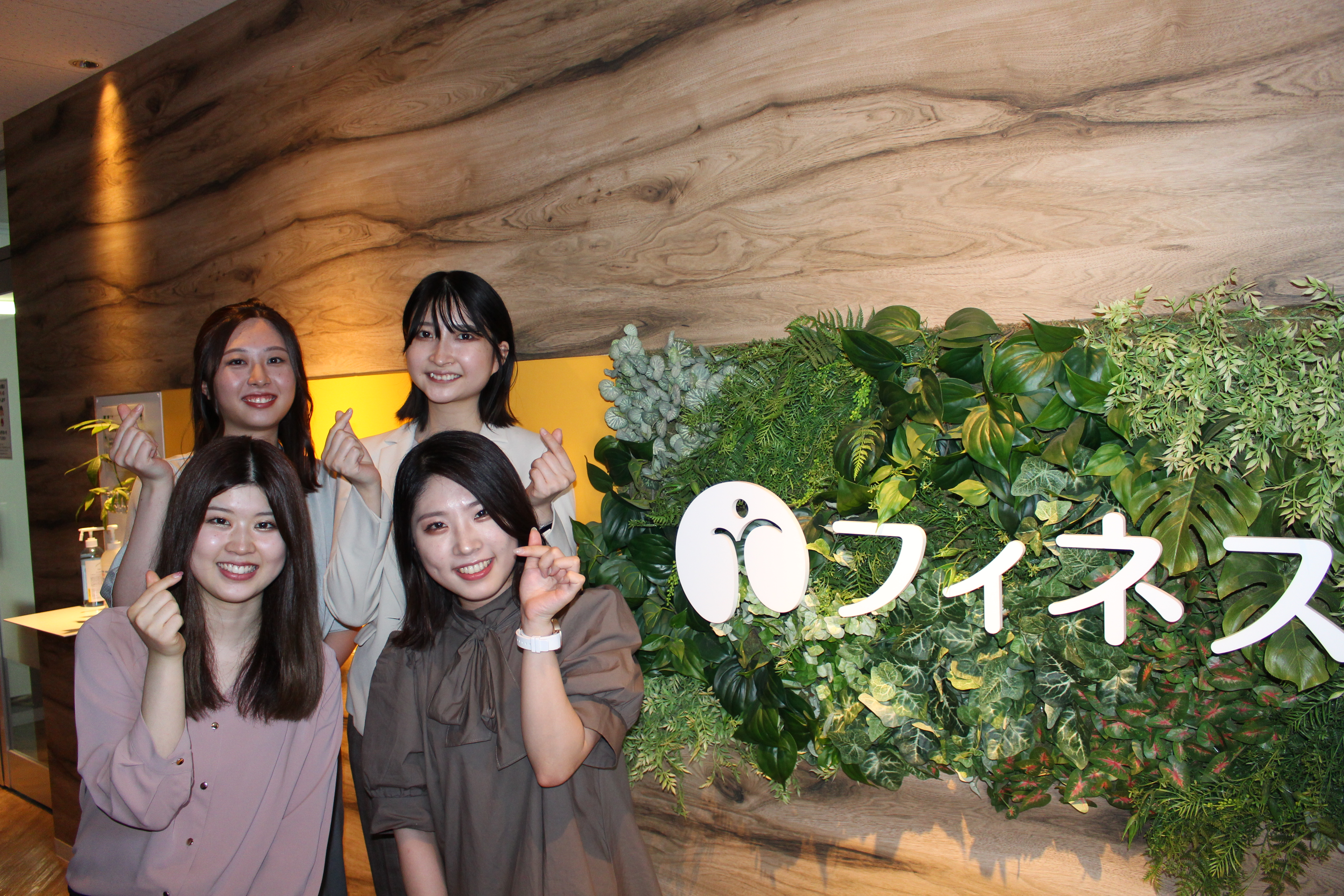 【社員インタビューVol.2】新卒4名の本音炸裂インタビュー！