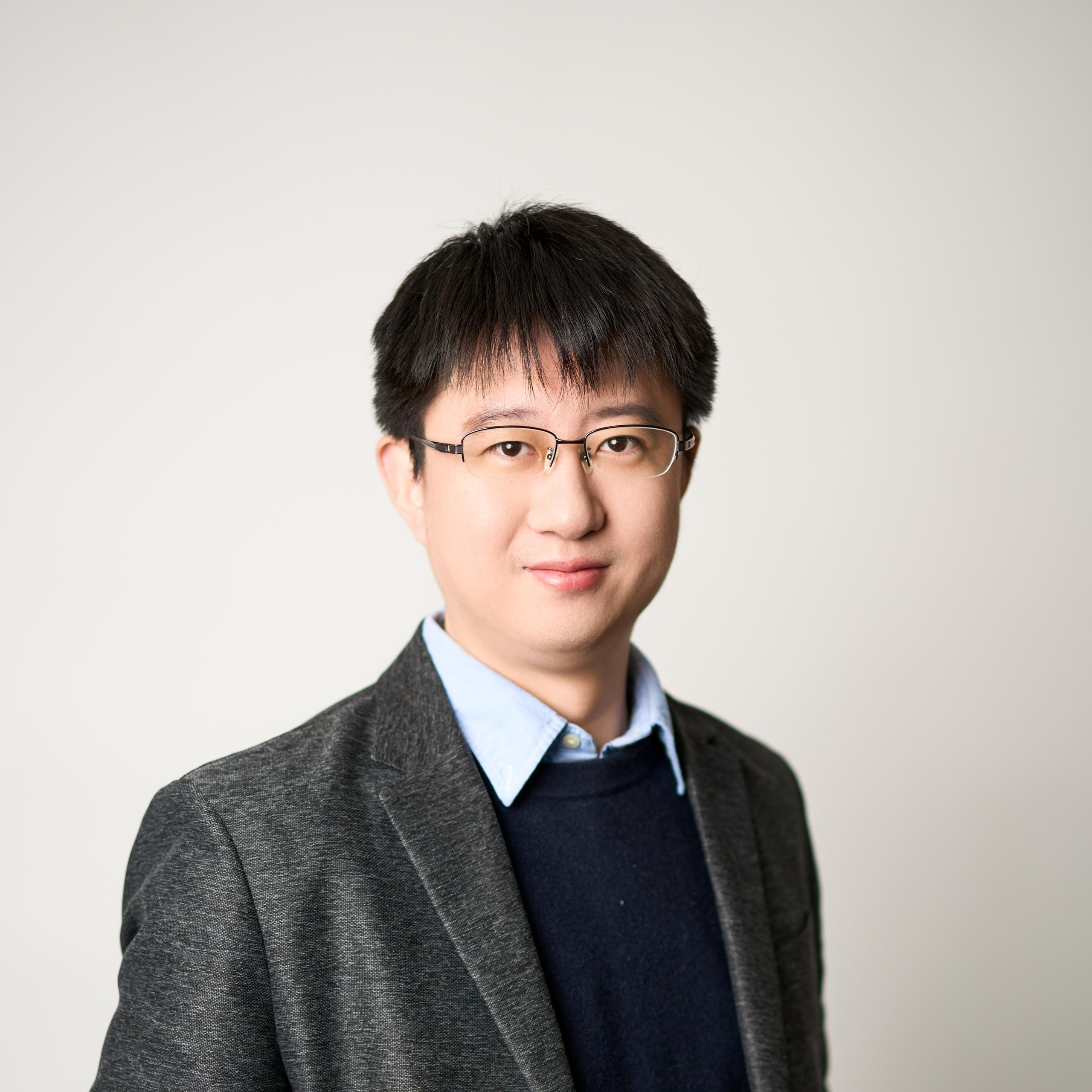 陸 洋
