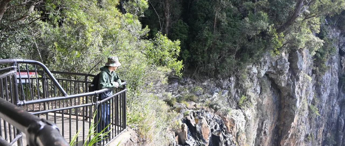 その背景を教えてもらえますか？顧客想いなCSメンバー募集！