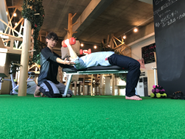 実際にコネクトタイムではトレーナーの指導のもとで自分にあったトレーニングを行います。
