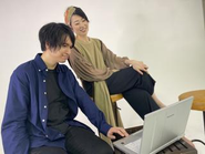 「プログラミング言語のJavaを頑張りたいから、今まさに仕事で使っている先輩をメンターに」… そうして  “使える知識” を学べます。