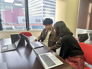 相談しながら作業することも