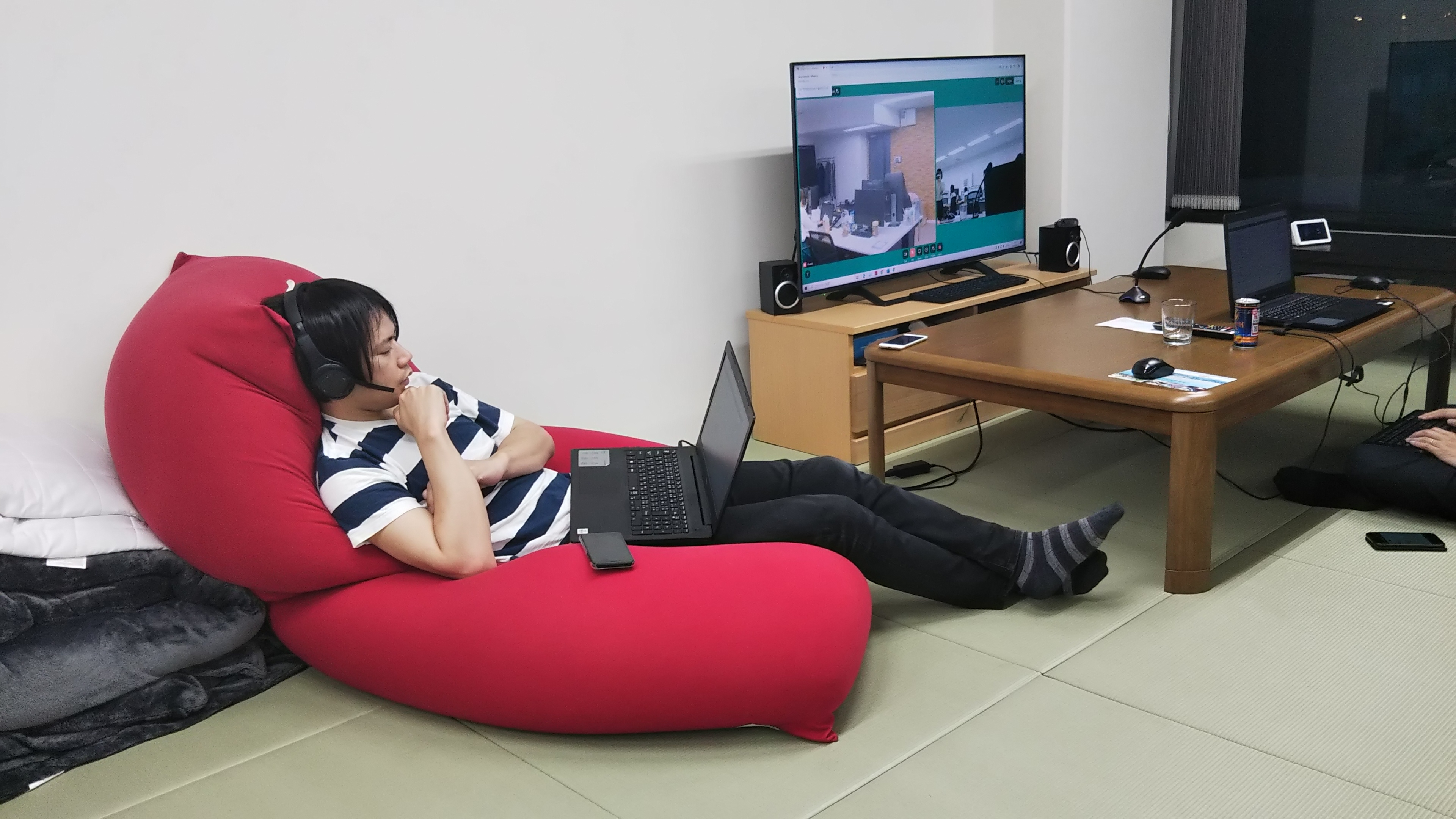 おしゃれさとくつろぎのいいとこどり！大阪オフィスにある快適グッズをご紹介(^^)/