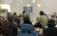 実際にオフィスに集まることも。チームミーティングの様子