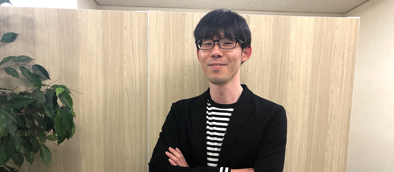 【社員インタビューvol,3】デザインから管理業務へ。チームをまとめるCD事業部マネージャー堀田慎之助